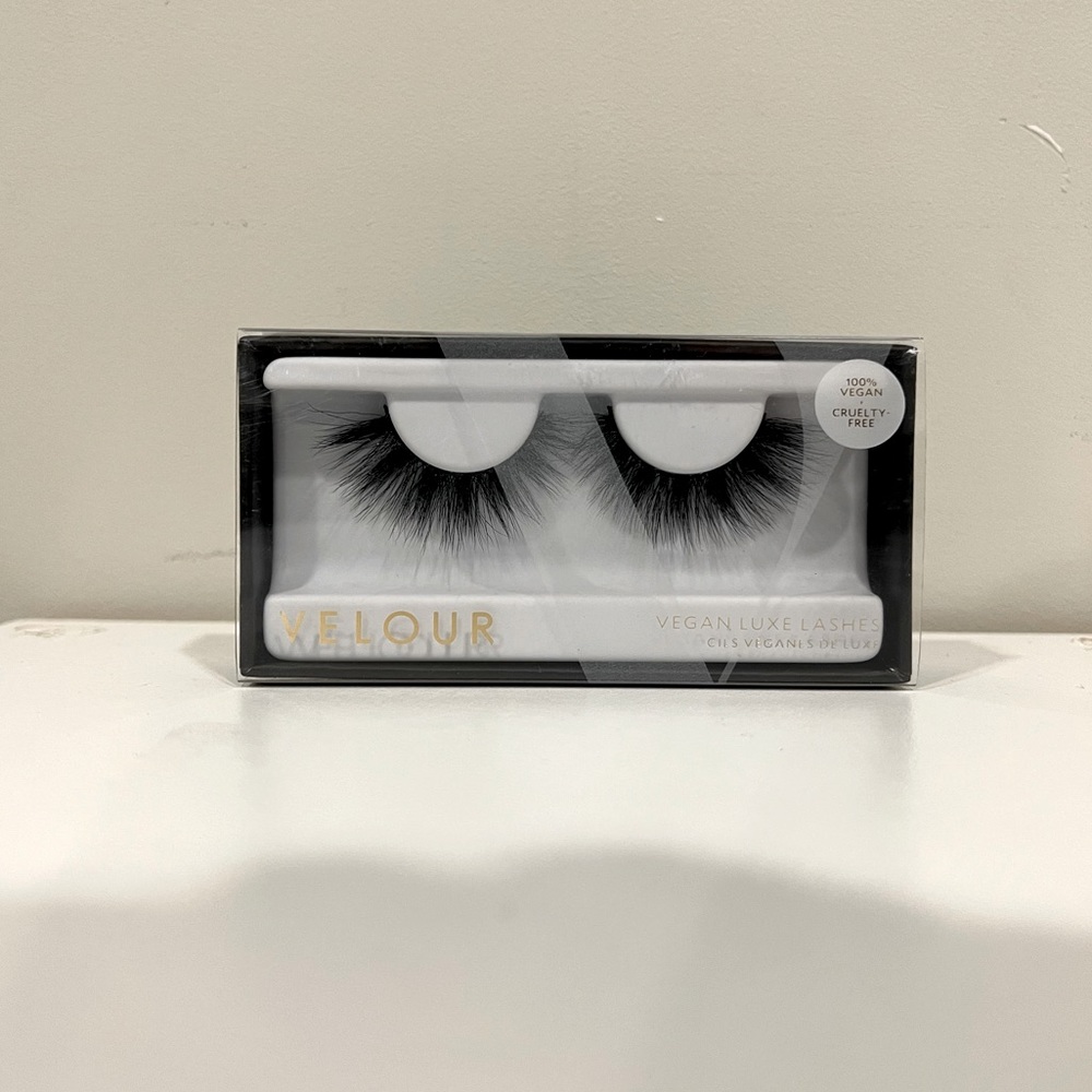 Velour Vegan Mink Eyelashes - Lightweight, Reusable, Lashes, wear up to 25 Times